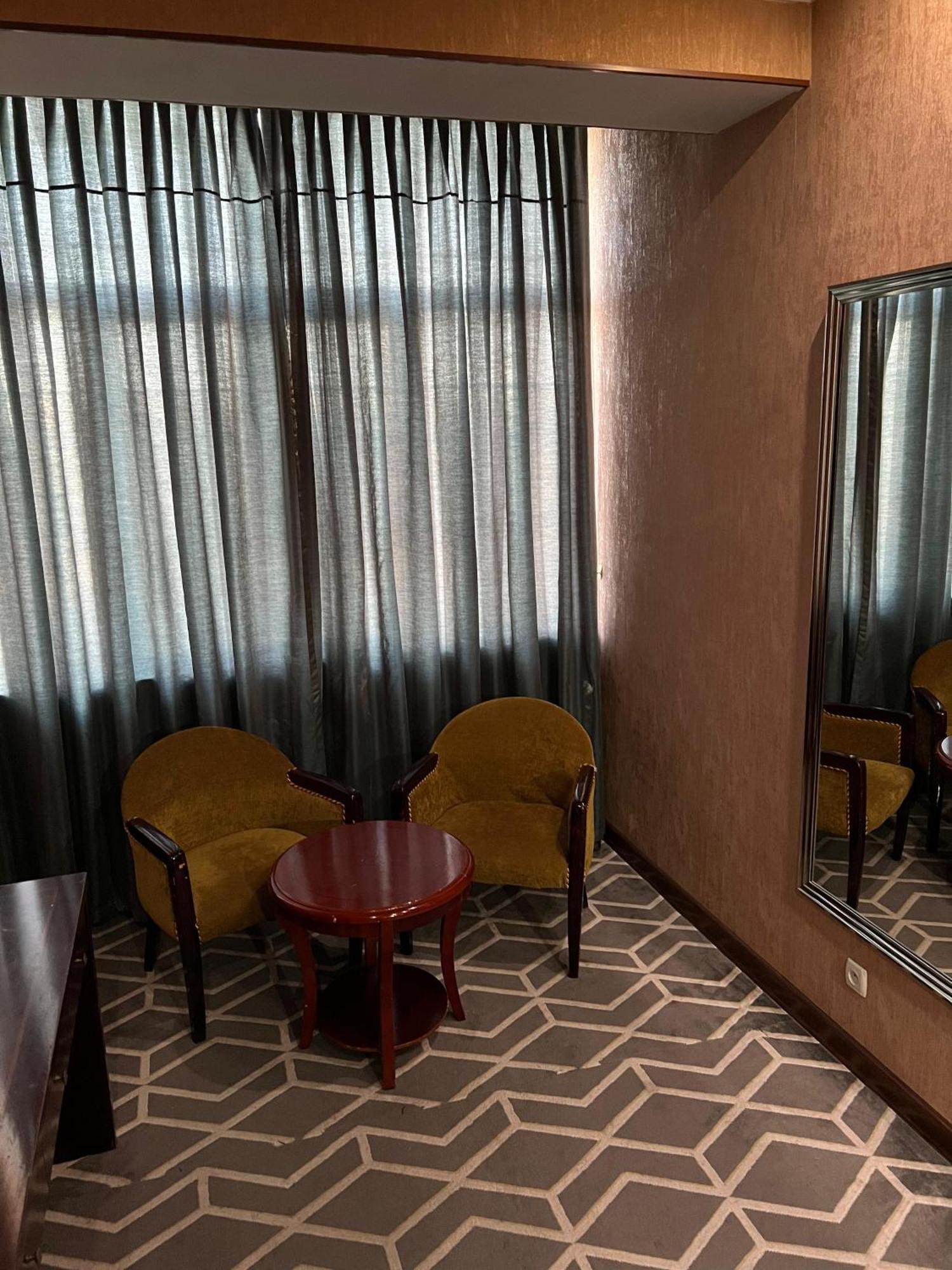 Sary Arka Hotel Shymkent Exterior photo